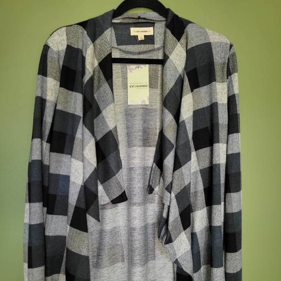 Cardigan - Picture 1 of 4